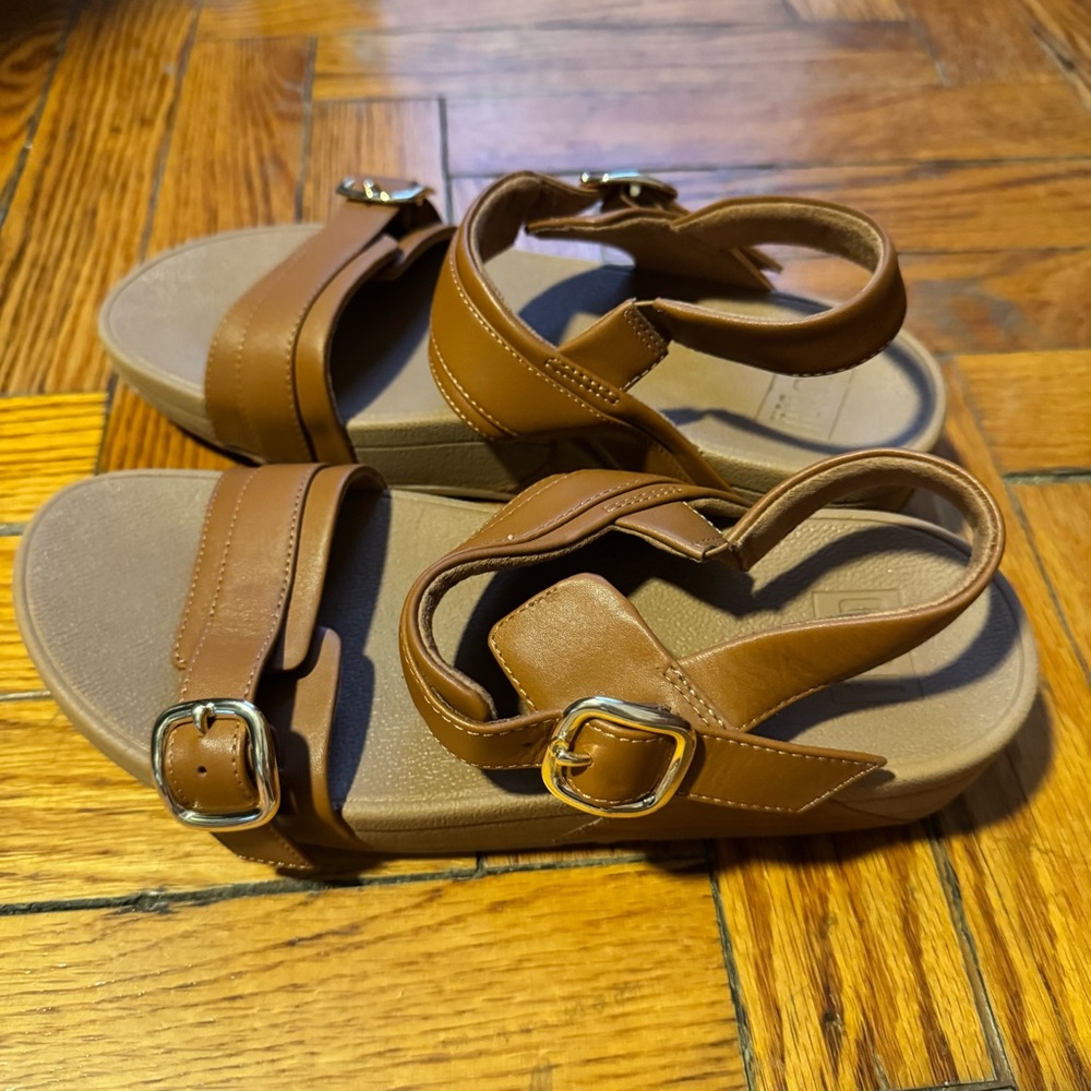 Fitflop Veed Camel Brown Adjustable Sandals Flip Flop Women’s Size 8 EUC